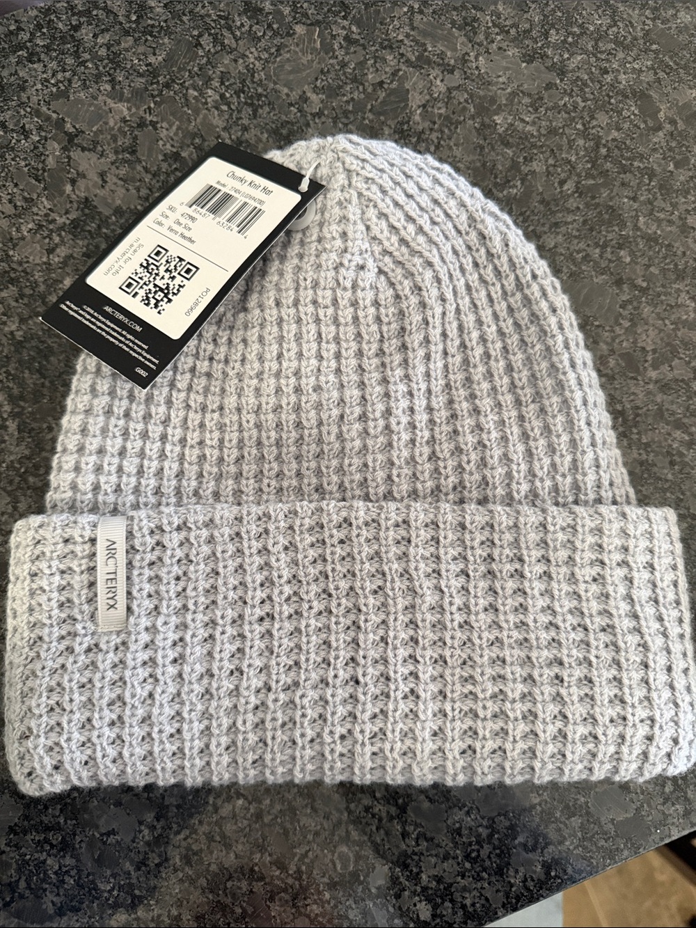 4 beanies - Picture 6 of 6